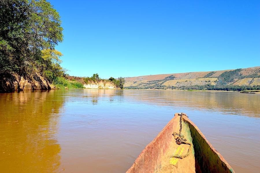 Route vers les tsingy de Bemaraha, selon Olive